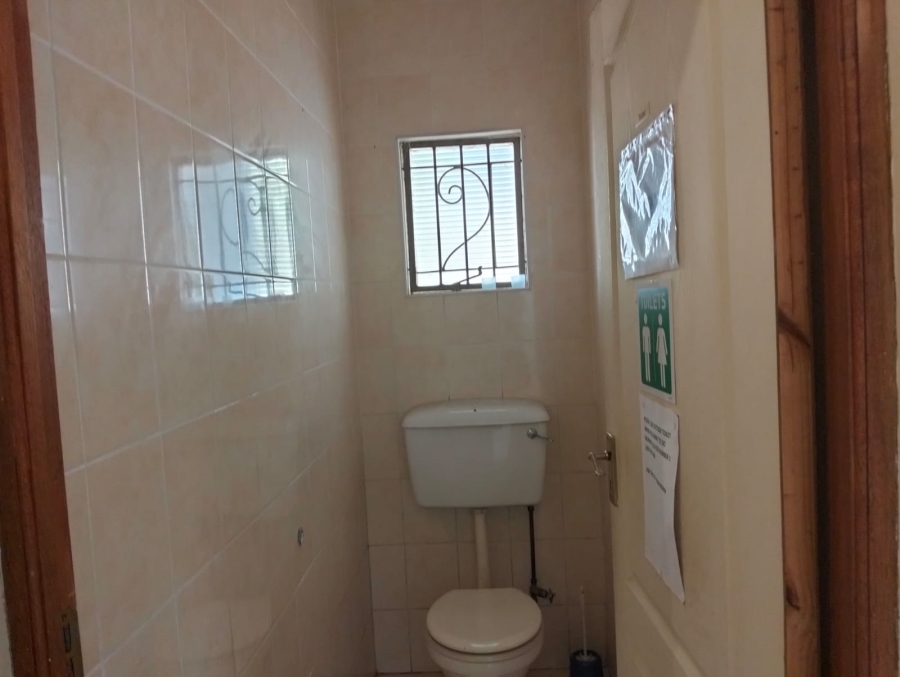 To Let Commercial Property for Rent in Mthata Eastern Cape